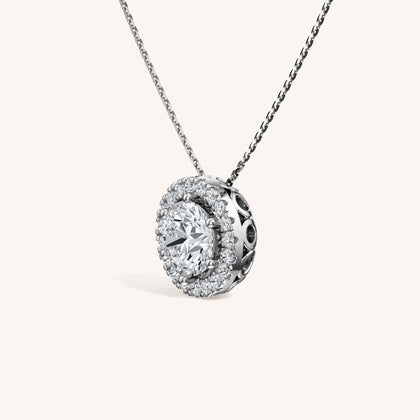 The Ethereal Pendant close-up detail 2 - 14K White Gold lab-grown diamond 1.24ct Round Brilliant necklace pendant